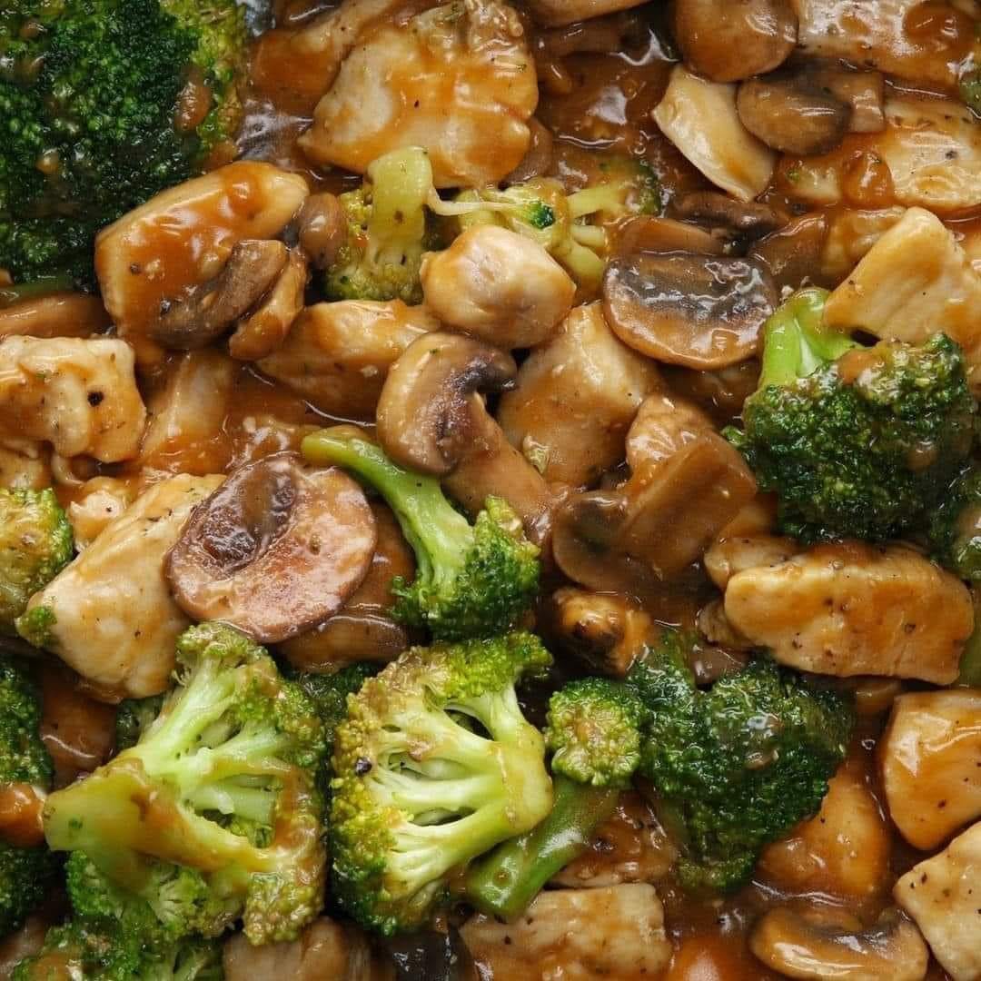 Chicken and Broccoli Stir-Fry