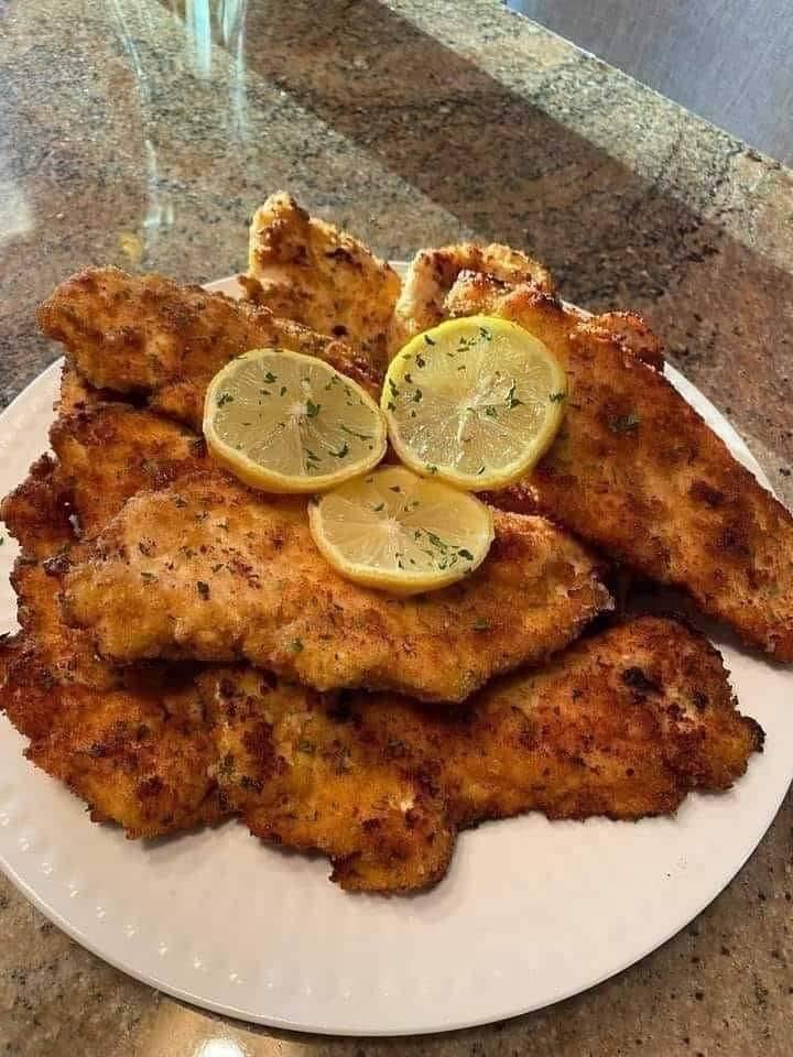 Crispy and Flavorful: Homemade Fried Chicken Wings